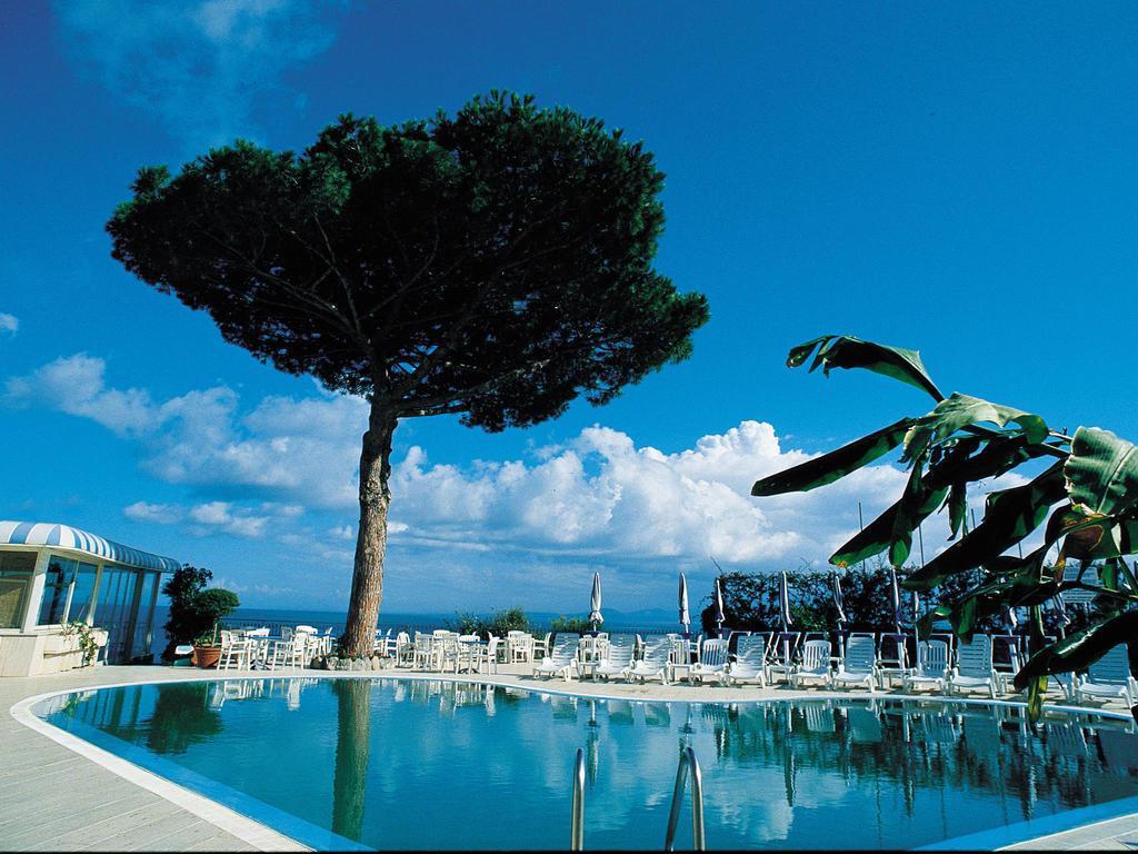 Hotel L'Approdo Casamicciola Terme Exterior photo