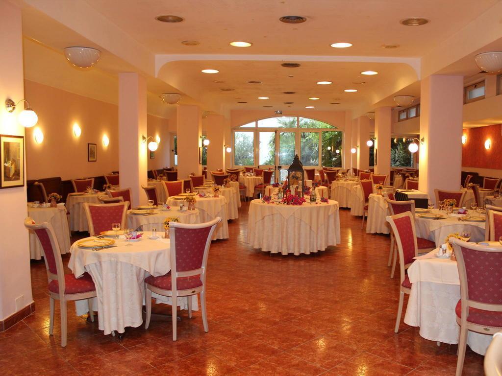Hotel L'Approdo Casamicciola Terme Exterior photo