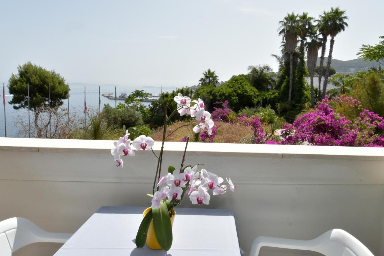 Hotel L'Approdo Casamicciola Terme Exterior photo