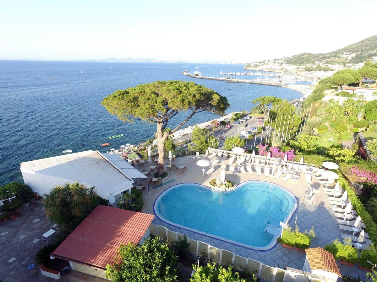 Hotel L'Approdo Casamicciola Terme Exterior photo
